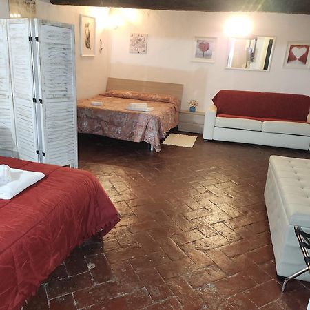 La Casa Del Conte By Francigena Apartments Siena Buitenkant foto
